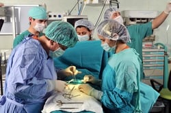 pORwithSurgeons_Dollarphotoclub_21714506.jpg